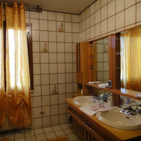 Bed and Breakfast Quo Vadis Qui Vieni Ροβίγκο