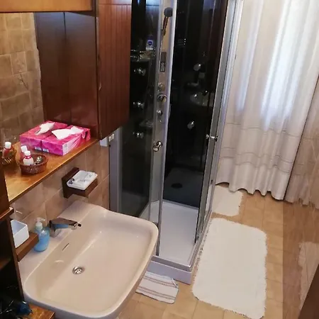 Quo Vadis Qui Vieni Bed and Breakfast Ροβίγκο