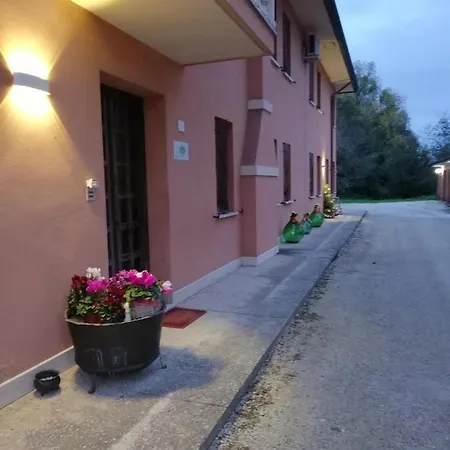 Bed and Breakfast Quo Vadis Qui Vieni Ροβίγκο